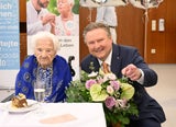 Bürgermeister Michael Ludwig gratulierte ältester Wienerin zum 110. Geburtstag.