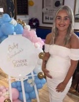 Die Feier zur Geschlechtsbekanntgabe war echt – nur das Baby nicht.&nbsp;