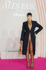 Geburtstags-Drama: Co-Stars stehlen Kim Kardashian mit freizügigen Looks die Show