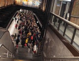 Praterstern evakuiert – Rauch in U1-Station