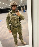 Marsalek in russischer Kampfmontur