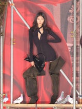 H&M x Glenn Martens launchen die coolste Designer-Kollektion des Jahres