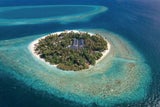 NORD-MALE-ATOLL. Das Malahini Kuda Bandos&nbsp;Resort ist von schneeweißem Sand umgeben.