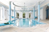 Elegante Schwimmbad im Kvarner Palace Hotel in Crkvenica.
