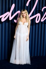 Babybauch-Style und Couture: So glamourös waren die Fashion Awards 2025