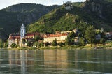 Herbstzauber in Österreich: Diese Kleinstädte & Dörfer sind besonders schön!