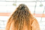 Haube auf, Haare kaputt? So pflegen Sie Ihr Haar im Winter richtig