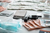 Kokain aus Hinterhofwerkstatt verkauft: Dealer-Duo gefasst
