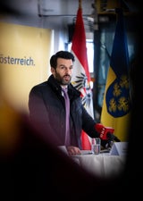Landbauer präsentiert NÖ Straßenbauprogramm: "Mobilität keine Glaubensfrage"