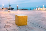 Castello Cube -  Kunstwerk aus 24 karätigem, 999,9 Fine Gold gefertigt und 186 kg schwer.