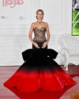 Goth statt Barbie: Margot Robbie begeistert mit dramatischen Wow-Looks