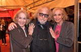 Ellen und Alice Kessler mit Bernhard Paul. 