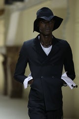 Extrem dünne Models bei Prada Show