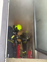 Die freiwillige Feuerwehr Amstetten bekämpfte die Flammen.