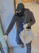 Bankräuber drohte bei Überfall mit Pumpgun