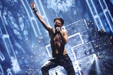 Yungblud strippt für 13.000 Fans in Wien