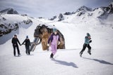 Fotospot. Das Mammut am Stubaier Gletscher begrüßt Groß und Klein auf 2.800 m.