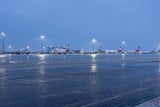 Flughafen-Chaos: "Unser Flug hat jetzt 10 Stunden Verspätung"