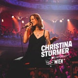 Sechs Jahre nach den letzten Hits feiert Christina Stürmer ein starkes Comeback als eigener Chef. Ihre Unplugged-CD stürmt schon auf Platz 1.  
