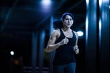 Morgens oder abends trainieren? So werden Sie am schnellsten schlank und fit