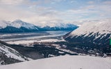 Skifahren mit Meerblick? An diesen Orten ist es möglich!
