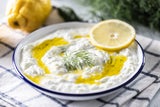 Gesunde Salatdressings: So sparen Sie Kalorien, ohne auf Geschmack zu verzichten