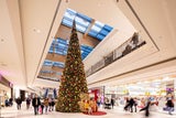 Die glanzvolle Weihnachtsdekroation im Huma Eleven in Wien 11 sorgt für ein besonderes Einkaufserlebnis.