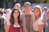 Frédéric Prinz von Anhalt mit Katharina Strasser und Anastasia Didonaki&nbsp;