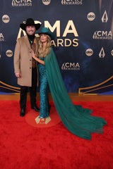 Frauenpower und Kuschel-Alarm bei den CMA-Awards