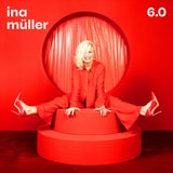 Über Lebenserfahrung, Ehrlichkeit und Humor singt Ina Müller in ihren neuen Songs, die auf Mallorca „mit viel Day-Drinking“ entstanden. „6.0“ ist soeben bei Sony erschienen.&nbsp;