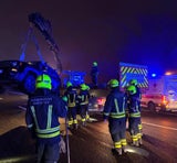 Lenker (71) drehte auf A1-Ausfahrt um und baute Crash