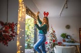Lifehack: So sparen Sie bei der Weihnachtsbeleuchtung ordentlich Geld