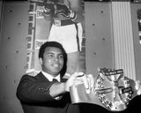 Muhammed Ali mit&nbsp;WBC-Weltmeisterschaftsgürtel&nbsp; von 1974