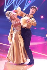 Fitness-Star Sophia Thiel: Depressionen & Essstörungen nach "Let's Dance"