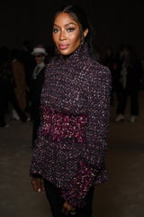 Naomi Campbell auf der Chanel Haute Couture Show.
