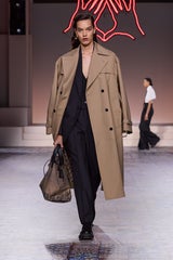 Großes Staraufgebot bei Dior Fashion-Show