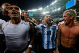Blutige Schlacht zwischen Messi und Brasilien