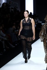 Modefinale in Mailand: Nackte Haut auf dem Laufsteg & Hollywood in der Front Row