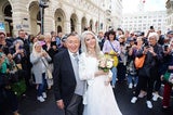 Schaulustige bei der Lugner-Hochzeit