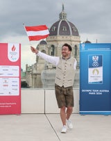 Österreich in der Lederhose nach Paris