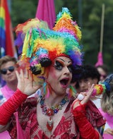 LIVE-Ticker: Zehntausende Teilnehmer bei Vienna Pride
