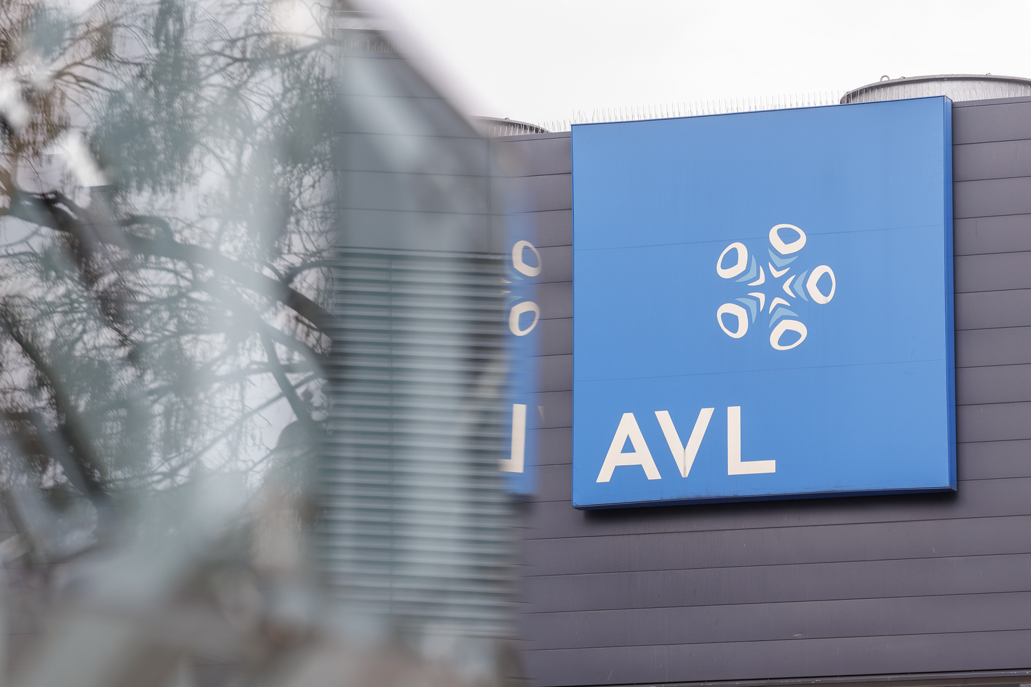 AVL List
