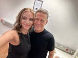 Mala Frank ist mit Bryan Adams befreundet. Sie war sogar backstage bei seinem Konzert