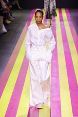 Star-besetzter Mode-Start für die Paris Fashion Week