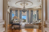 Sonnenkönig Louis XIV. inspirierte Architekt Richard Landry bei der Errichtung der Villa in L.A.