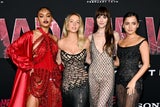 Dakota Johnson trägt das gewagteste Naked-Dress aller Zeiten