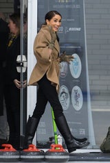 Total out? Meghan Markle macht Skinny Jeans wieder zum Trend
