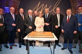 v.l.: OÖ-Landeshauptmann Thomas Stelzer, Mikl-Vorgäner Erwin Pröll, Mikl-Leitner, Kanzler Karl Nehammer, steirischer Landeshauptmann Christopher Drexler und der Wiener Bürgermeister Michael Ludwig.
