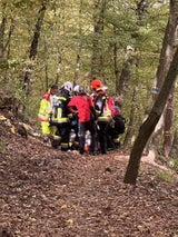 Auf Wanderweg abgestürzt: Frau in Krems schwer verletzt