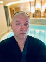 Thomas Stipsits sorgt mit neuem Look für Besorgnis